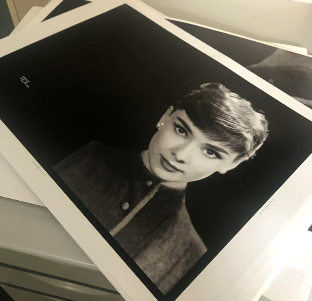 印刷畫(huà)冊(cè)打樣中 印刷畫(huà)冊(cè)打樣中